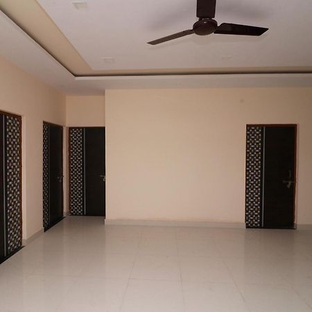 Oyo Flagship 27941 Sangam Darshan Allāhābād Junction Kültér fotó